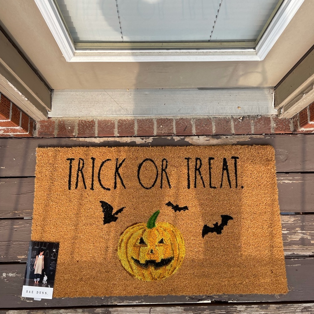 New Rae Dunn Halloween doormat TRICK OR TREAT